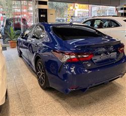 تۆیۆتا کامری